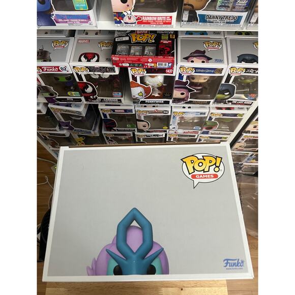 OFFICIAL WONDERCON STICKER DELUXE Suicune Pokemon Funko Pop #1048 LE Games Vinyl - Picture 5 of 6